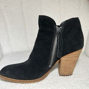 Dolce Vita Elisa Black Suede Ankle Boots